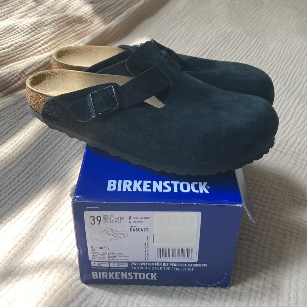 NWT &  box! Birkenstock Boston Soft footbed Black Clogs- size 39 (US L 8 / M 6)